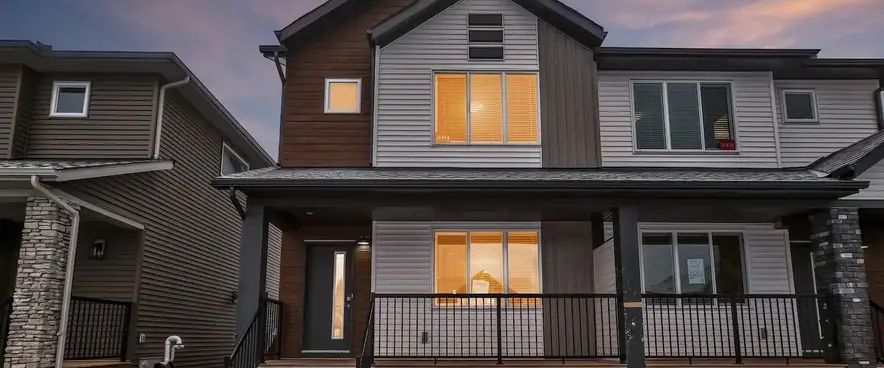 Newly Built 3-bedroom, bonus room and a 2.5 bathroom | 21454 Sheriff King Street Southwest, Calgary - Photo 1