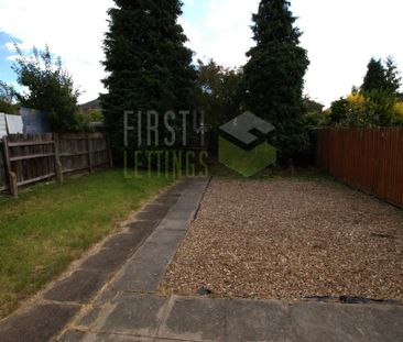 3 bedroom semi-detached house to rent - Photo 6