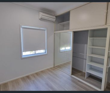 Renovated 3 bedroom family home FAIRFIELD - Photo 1