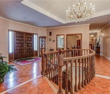 For Lease - 32 Fenton Way, Brampton, Ontario - Photo 3