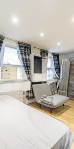 Queensway, Notting Hill, W2, London - Photo 3