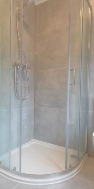 1 bedroom Property to rent - Photo 1