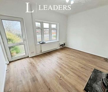 Hawthorn Bank, Spalding, Lincolnshire, PE11 - Photo 1