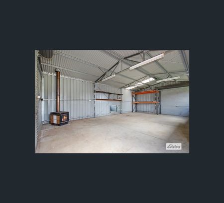 13 Prosper Court, Wodonga, Vic 3690 - Photo 2