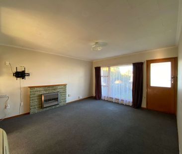 No viewings between 24/12/24 to 06/01/25! - Photo 6