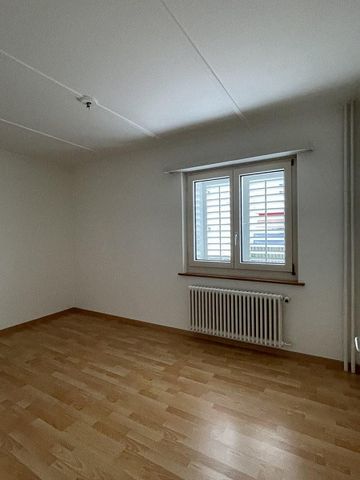 Sonnige Wohnung im Frohdörfli Suhr - Foto 3