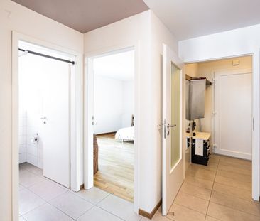 Superbe 2,5 pièces lumineux avec balcon privatif - Photo 5