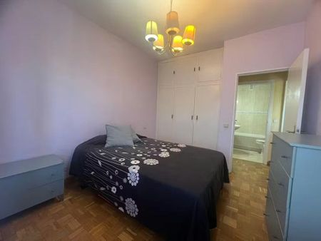 Calle de la Isla de Arosa, Madrid, Community of Madrid 28034 - Photo 4