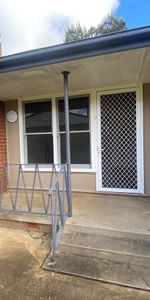 Bedsitter Available in Lansdowne Street - Photo 4