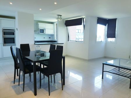 3 bedroom apartment to rent - Photo 5