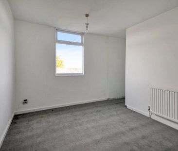 The Glebe, Halton Brook, Runcorn, WA7 2DJ - Photo 5