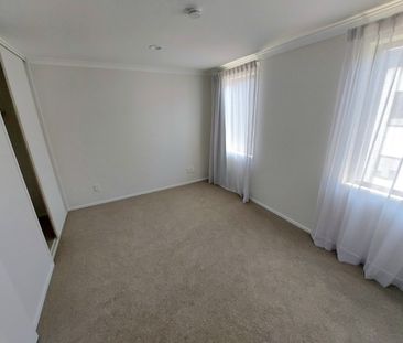 Modern Birkenhead Townhouse - Photo 6