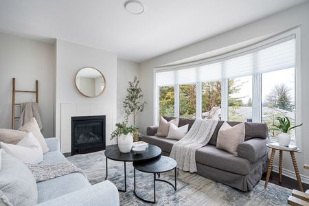 For Lease - 45 Mclean Avenue, Collingwood, Ontario - Photo 2