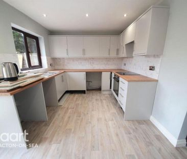 2 bedroom semi-detached house to rent - Photo 6