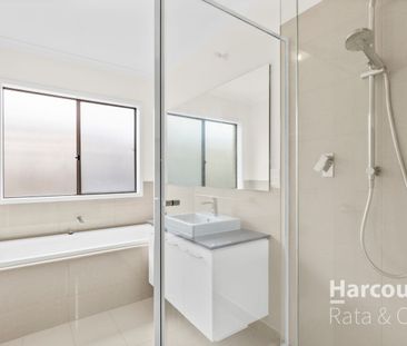 Modern Family Living in Prime Mickleham Location - Photo 4