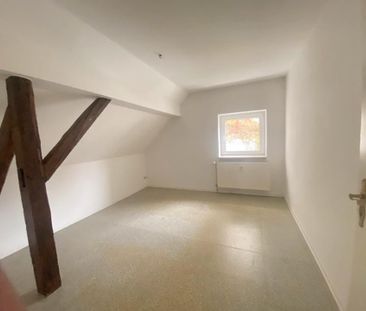 2Raum Wohnung Dachgeschoss Gute Lage ——Sonnenseite—— - Photo 1