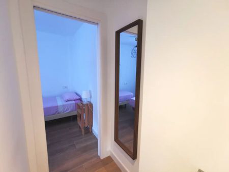 Dúplex de alquiler en Calle Carmen, La Carihuela - Los Nidos, Torremolinos - Photo 4