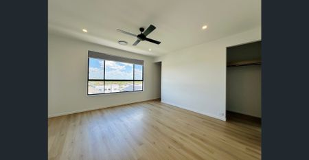 Near New Luxury Home in Prestigious Hilltop Estate - Photo 5