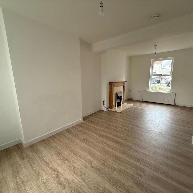 2 Brook Place, Coleraine, BT52 1PR - Photo 1