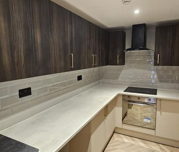 The Fairway, Northolt UB5, London - Photo 5