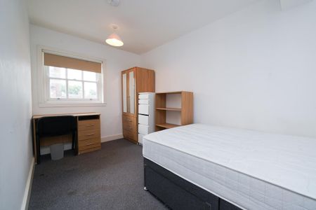 8 bedroom flat to rent - Photo 5