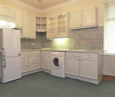 Flat to rent on - Photo 5