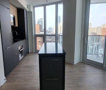 For Lease - 1 Fairview Rd East Road Unit# 1004, Mississauga, Ontario - Photo 3