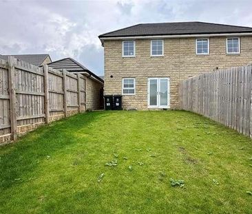 Fetlock Drive, Eccleshill, BD2 - Photo 2