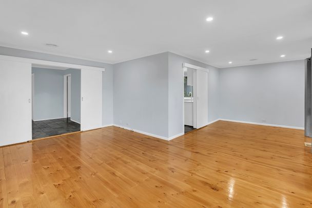 3 Bentley Court, Watsonia North VIC 3087 - House For Rent | Domain - Photo 1