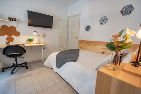 Calle de Bravo Murillo, Madrid, Community of Madrid 28015 - Photo 3