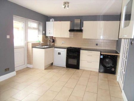 Legrace Avenue, Hounslow, TW4 - Photo 4