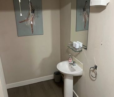 1 Bed Flat, Meadow Road, NG9 - Photo 6