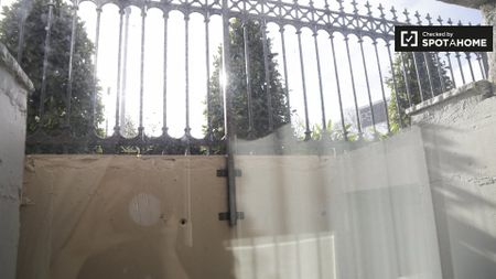 1-bedroom apartment for rent in Donnybrook, Dublin - Photo 2