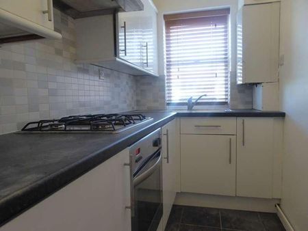 Cardiff Road, Reading, RG1 - Photo 3