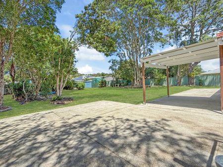 Spacious Family Living on 1,151sqm in the Heart of Ningi! - Photo 3