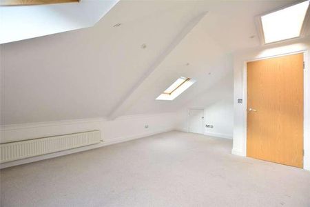 St Johns Park, Blackheath, London, SE3 - Photo 4