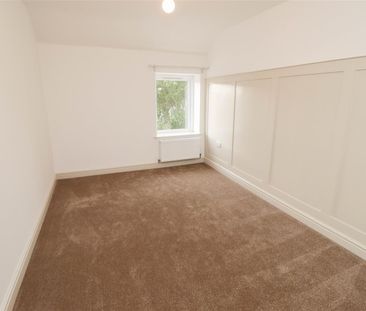 3 Bedroom House - Terraced - Photo 5