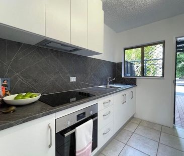 Holloways Beach - Photo 5