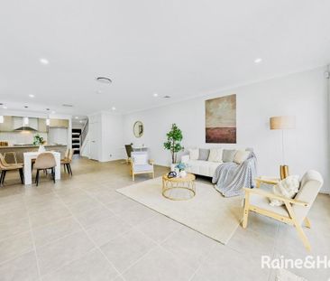 Contemporary Four-Bedroom Home Close to Transport & Shops - Photo 1