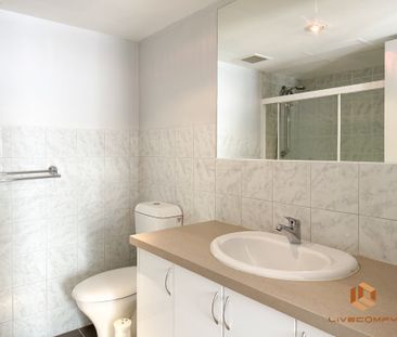 East Perth - Photo 6