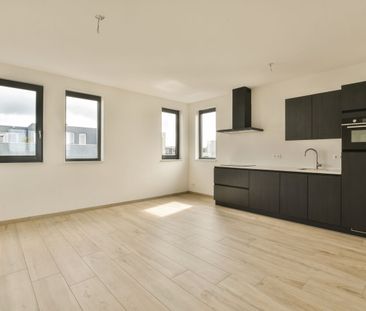 Appartement te huur: Adriaen Blockstraat 42-F 1363 LT Almere - Foto 2