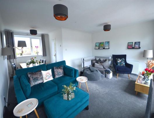 3 Bedroom Semi Detached To Let - Photo 1