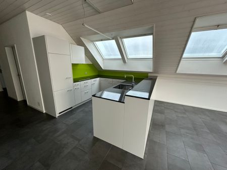 Grosszügige Dachwohnung mit Liftzugang - Photo 5