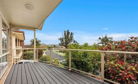 Size, Space & Stunning Views – 69 Newing Circuit, Kiama Downs - Photo 4