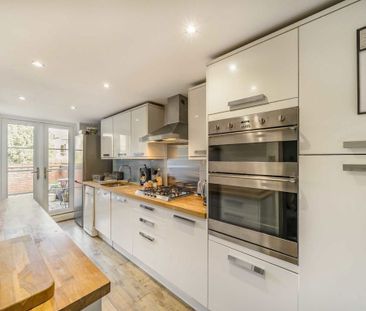 Gleneldon Road, SW16 2BQ, London - Photo 1