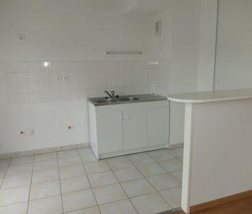 Location Appartement 2 pièces 47m² NANTES 44300 - Photo 4