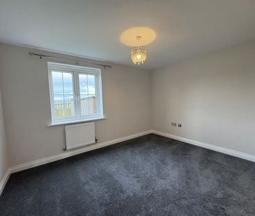 Apartment in Watermans Walk, Carlisle - Photo 2