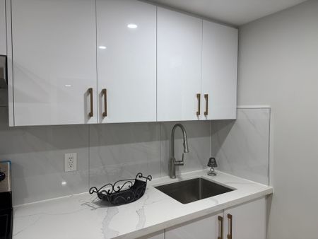 For Lease - 108 Pentland Crescent Unit# Basement, Vaughan, Ontario - Photo 4