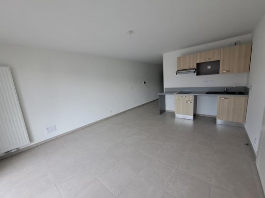 Location Appartement 2 pièces 48m² BONNEVILLE 74130 - Photo 1