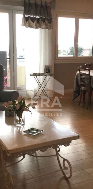 Location Appartement 3 pièces 73m² - Photo 1